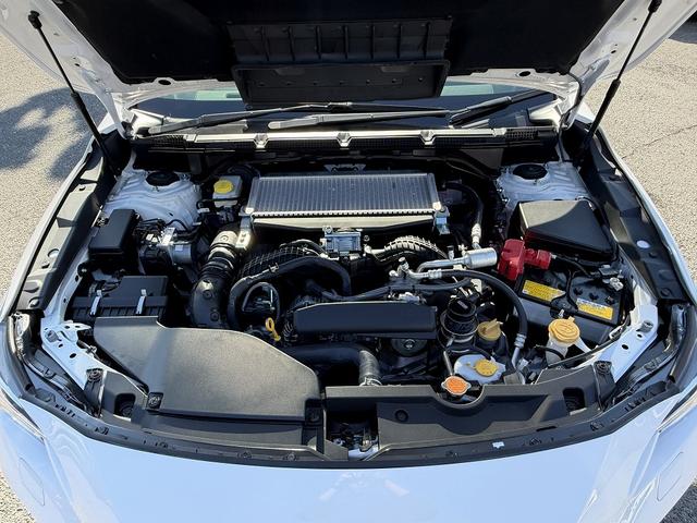 レヴォーグ STIスポーツR EX アイサイト・サンルーフ・ハーマンカードンサウンド・11.6型フルセグナビ・全周囲カメラ・Carplay・ETC・デジタルミラー・STIマフラー・本革シート・シートヒーター・Cソナー・BSM(18枚目)