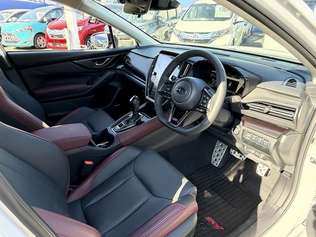 レヴォーグ STIスポーツR EX アイサイト・サンルーフ・ハーマンカードンサウンド・11.6型フルセグナビ・全周囲カメラ・Carplay・ETC・デジタルミラー・STIマフラー・本革シート・シートヒーター・Cソナー・BSM(26枚目)