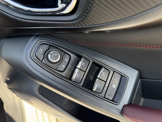 レヴォーグ STIスポーツR EX アイサイト・サンルーフ・ハーマンカードンサウンド・11.6型フルセグナビ・全周囲カメラ・Carplay・ETC・デジタルミラー・STIマフラー・本革シート・シートヒーター・Cソナー・BSM(41枚目)