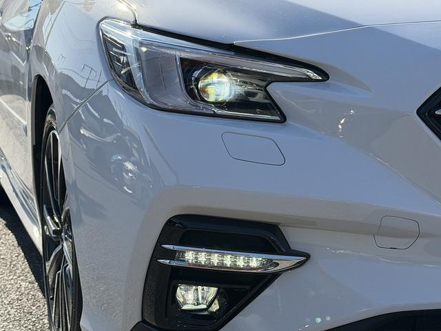 レヴォーグ STIスポーツR EX アイサイト・サンルーフ・ハーマンカードンサウンド・11.6型フルセグナビ・全周囲カメラ・Carplay・ETC・デジタルミラー・STIマフラー・本革シート・シートヒーター・Cソナー・BSM(48枚目)