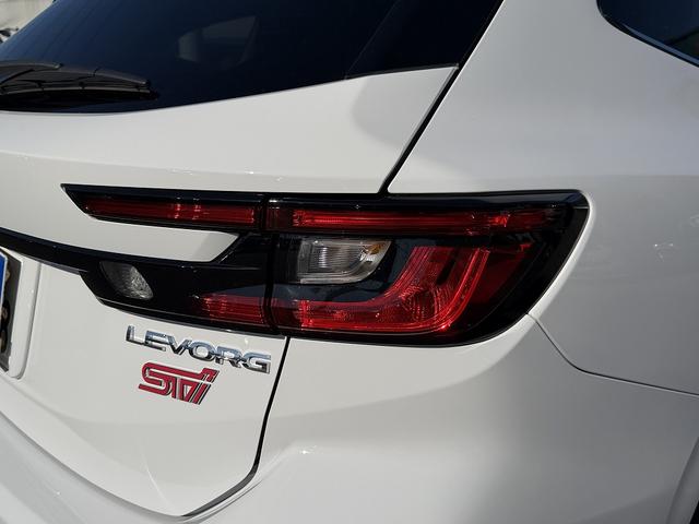 レヴォーグ STIスポーツR EX アイサイト・サンルーフ・ハーマンカードンサウンド・11.6型フルセグナビ・全周囲カメラ・Carplay・ETC・デジタルミラー・STIマフラー・本革シート・シートヒーター・Cソナー・BSM(51枚目)