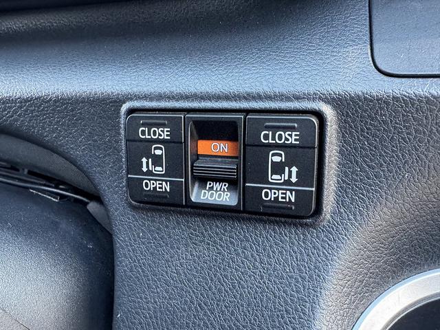 シエンタ ハイブリッドＧ　クエロ　１オーナー・後期・セーフティセンス・９型フルセグナビ・全周囲カメラ・両側パワースライド・シート＆ステアヒーター・ハーフレザー・Ｃソナー・クルーズコントロール・ＡＵＴＯハイビーム・革ステア・フロアマット（14枚目）