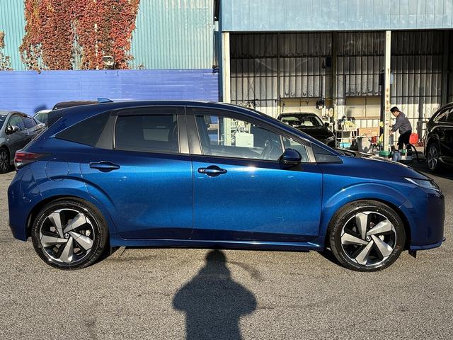 オーラ Ｇ　レザーエディション　Ｐパイロット・１オーナー・全周囲カメラ・フルセグナビ・ＢＴオーディオ・ＢＯＳＥ・黒革・ＢＳＭ・ＡＣＣ・ＬＫＡ・ＡＨＢ・Ｃソナー・ＬＥＤライト・ＥＴＣ・ドアバイザー・プライバシーガラス・デジタルミラー（28枚目）