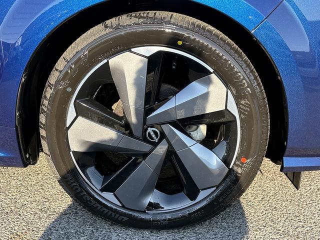 オーラ Ｇ　レザーエディション　Ｐパイロット・１オーナー・全周囲カメラ・フルセグナビ・ＢＴオーディオ・ＢＯＳＥ・黒革・ＢＳＭ・ＡＣＣ・ＬＫＡ・ＡＨＢ・Ｃソナー・ＬＥＤライト・ＥＴＣ・ドアバイザー・プライバシーガラス・デジタルミラー（36枚目）