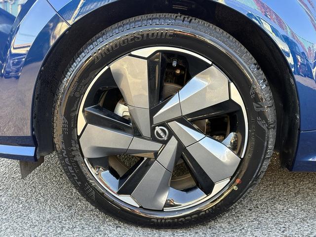 オーラ Ｇ　レザーエディション　Ｐパイロット・１オーナー・全周囲カメラ・フルセグナビ・ＢＴオーディオ・ＢＯＳＥ・黒革・ＢＳＭ・ＡＣＣ・ＬＫＡ・ＡＨＢ・Ｃソナー・ＬＥＤライト・ＥＴＣ・ドアバイザー・プライバシーガラス・デジタルミラー（39枚目）