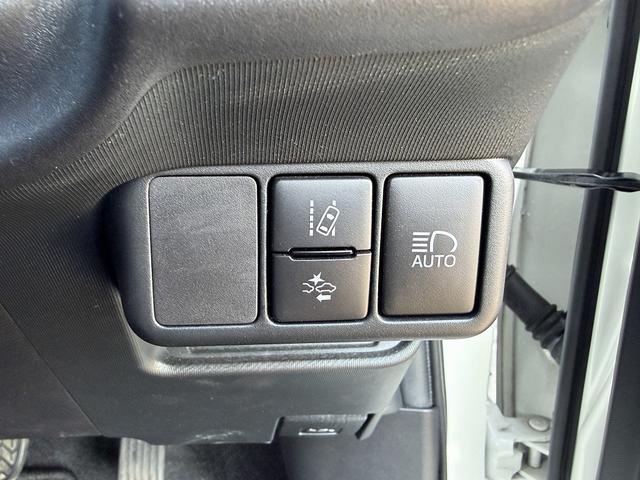 アクア Ｓスタイルブラック　１オーナー・後期・セーフティセンス・純正７型ナビＴＶ・バックカメラ・ＥＴＣ・ＢＴオーディオ・Ｃソナー・ＡＵＴＯハイビーム・スマートキー・ドアバイザー・フロアマット・プライバシーガラス（13枚目）