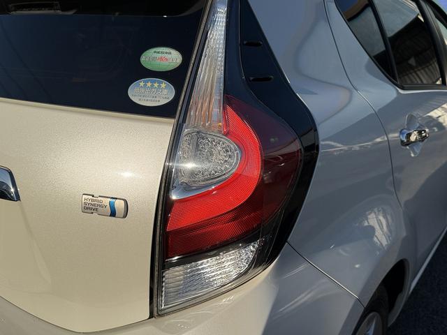 アクア Ｓスタイルブラック　１オーナー・後期・セーフティセンス・純正７型ナビＴＶ・バックカメラ・ＥＴＣ・ＢＴオーディオ・Ｃソナー・ＡＵＴＯハイビーム・スマートキー・ドアバイザー・フロアマット・プライバシーガラス（43枚目）