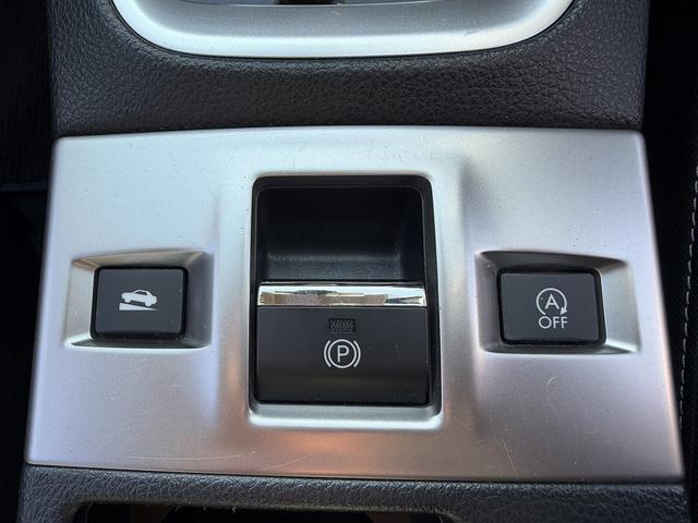 レヴォーグ １．６ＧＴアイサイト　スマートエディション　１オーナー・ＳＴＩエアロ・フルセグナビ・Ｓ＆Ｂカメラ・ＢＴオーディオ・ＬＥＤライト・ＢＳＭ・ＡＣＣ・ＬＫＡ・Ｃソナー・Ｐシート・ＥＴＣ・ドアバイザー・パドルシフト・本革ステア・ＵＳＢ（17枚目）