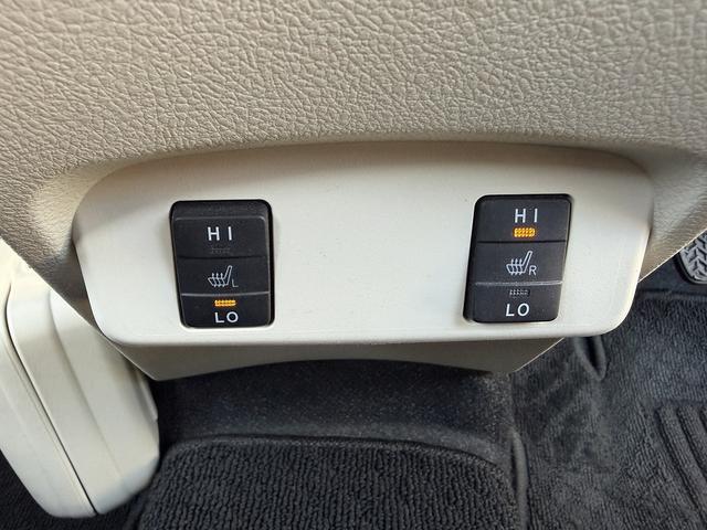 シエンタ ハイブリッドＧ　セーフティセンス・両側パワースライド・純正７型ナビＴＶ・バックカメラ・ＥＴＣ・ＢＴオーディオ・ＬＥＤヘッドライト・ＡＵＴＯハイビーム・シートヒーター・純正１６ＡＷ・革ステア・ドアバイザー（11枚目）