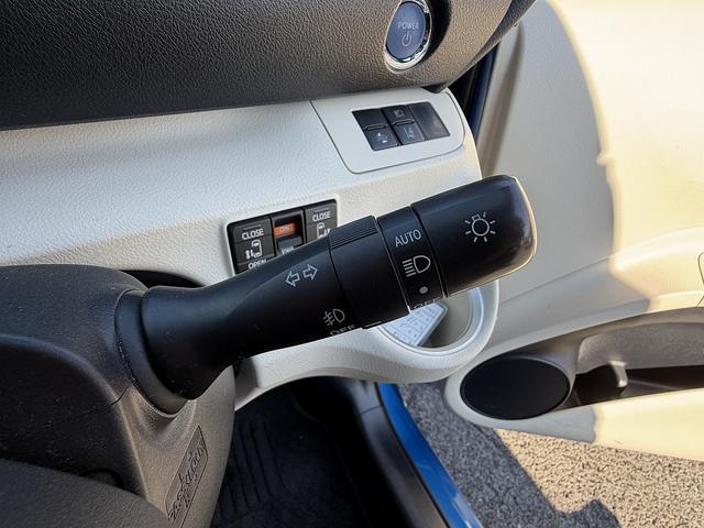 シエンタ ハイブリッドＧ　セーフティセンス・両側パワースライド・純正７型ナビＴＶ・バックカメラ・ＥＴＣ・ＢＴオーディオ・ＬＥＤヘッドライト・ＡＵＴＯハイビーム・シートヒーター・純正１６ＡＷ・革ステア・ドアバイザー（35枚目）