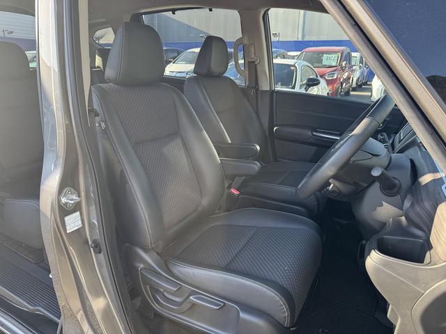 フリードハイブリッド ハイブリッド・Ｇ　両Ｐスライド・フルセグナビ・Ｂカメラ・ＢＴオーディオ・ＬＥＤライト・ハーフレザー・シートヒーター・ＡＣＣ・ＬＫＡ・ＥＴＣ・１５ＡＷ・プライバシーガラス・スマキー・本革ステア・ミラーウィンカー・記録簿（4枚目）