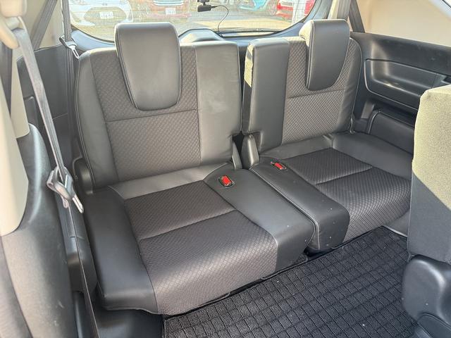 フリードハイブリッド ハイブリッド・Ｇ　両Ｐスライド・フルセグナビ・Ｂカメラ・ＢＴオーディオ・ＬＥＤライト・ハーフレザー・シートヒーター・ＡＣＣ・ＬＫＡ・ＥＴＣ・１５ＡＷ・プライバシーガラス・スマキー・本革ステア・ミラーウィンカー・記録簿（6枚目）