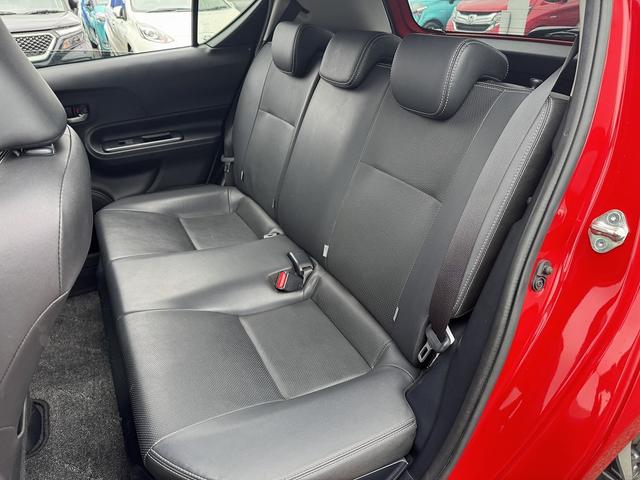 後期・フルセグナビ・Ｂカメラ・ＢＴオーディオ・合皮シート・シートヒーター・ＬＥＤライト・ＥＴＣ２．０・Ｃソナー・ＰＣＳ・ＬＫＡ・ＡＨＢ・ドアバイザー・プライバシーガラス・スマキー・本革ステア