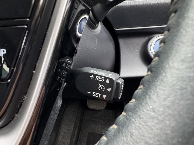 後期・フルセグナビ・Ｂカメラ・ＢＴオーディオ・合皮シート・シートヒーター・ＬＥＤライト・ＥＴＣ２．０・Ｃソナー・ＰＣＳ・ＬＫＡ・ＡＨＢ・ドアバイザー・プライバシーガラス・スマキー・本革ステア