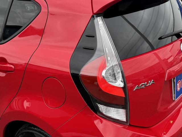 後期・フルセグナビ・Ｂカメラ・ＢＴオーディオ・合皮シート・シートヒーター・ＬＥＤライト・ＥＴＣ２．０・Ｃソナー・ＰＣＳ・ＬＫＡ・ＡＨＢ・ドアバイザー・プライバシーガラス・スマキー・本革ステア