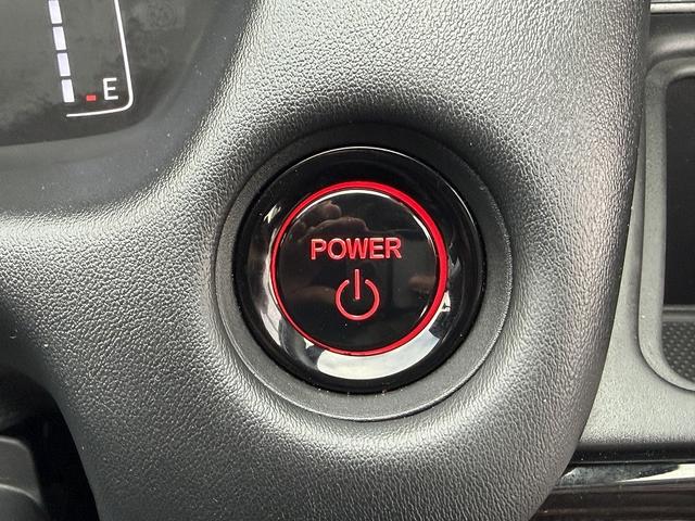 フィット ｅ：ＨＥＶリュクス　フルセグナビ・Ｓ＆Ｂカメラ・ＢＴオーディオ・ＬＥＤライト・ＡＣＣ・ＬＫＡ・ＡＨＢ・Ｃソナー・ハーフレザー・本革ステア・ミラーウィンカー・ドアバイザー・ＥＴＣ２．０・スマキー・１６ＡＷ（29枚目）