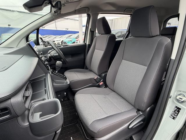 シエンタ ハイブリッドＧ　両Ｐスライド・全周囲カメラ・フルセグナビ・ＢＴオーディオ・ＬＥＤライト・Ｃソナー・ＡＣＣ・ＬＫＡ・ＡＨＢ・ＢＳＭ・ドアバイザー・プライバシーガラス・ミラーウィンカー・ＥＴＣ・オートライト（13枚目）