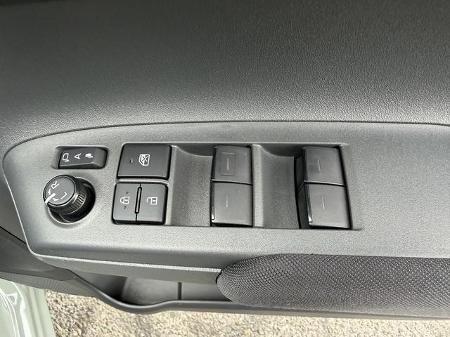 シエンタ ハイブリッドＧ　両Ｐスライド・全周囲カメラ・フルセグナビ・ＢＴオーディオ・ＬＥＤライト・Ｃソナー・ＡＣＣ・ＬＫＡ・ＡＨＢ・ＢＳＭ・ドアバイザー・プライバシーガラス・ミラーウィンカー・ＥＴＣ・オートライト（31枚目）