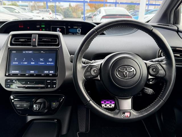 プリウスＰＨＶ Ｓ　ＧＲスポーツ　１オーナー・９ｉｎフルセナビ・Ｂカメラ・ＢＴオーディオ・ＬＥＤライト・ＡＣＣ・ＬＫＡ・ＡＨＢ・ハーフレザー・シートヒーター・ＥＴＣ・ドアバイザー・プライバシーガラス・ＡＣ１００Ｖ・本革ステア（4枚目）