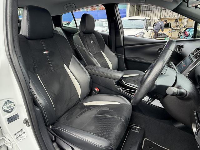 プリウスＰＨＶ Ｓ　ＧＲスポーツ　１オーナー・９ｉｎフルセナビ・Ｂカメラ・ＢＴオーディオ・ＬＥＤライト・ＡＣＣ・ＬＫＡ・ＡＨＢ・ハーフレザー・シートヒーター・ＥＴＣ・ドアバイザー・プライバシーガラス・ＡＣ１００Ｖ・本革ステア（6枚目）