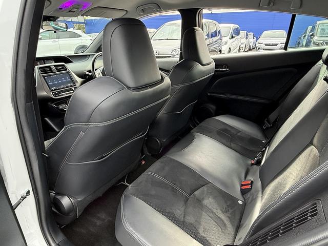 プリウスＰＨＶ Ｓ　ＧＲスポーツ　１オーナー・９ｉｎフルセナビ・Ｂカメラ・ＢＴオーディオ・ＬＥＤライト・ＡＣＣ・ＬＫＡ・ＡＨＢ・ハーフレザー・シートヒーター・ＥＴＣ・ドアバイザー・プライバシーガラス・ＡＣ１００Ｖ・本革ステア（10枚目）