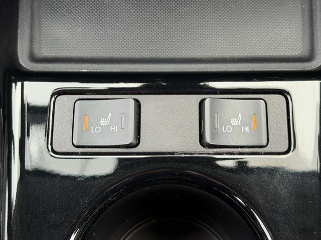 プリウスＰＨＶ Ｓ　ＧＲスポーツ　１オーナー・９ｉｎフルセナビ・Ｂカメラ・ＢＴオーディオ・ＬＥＤライト・ＡＣＣ・ＬＫＡ・ＡＨＢ・ハーフレザー・シートヒーター・ＥＴＣ・ドアバイザー・プライバシーガラス・ＡＣ１００Ｖ・本革ステア（18枚目）