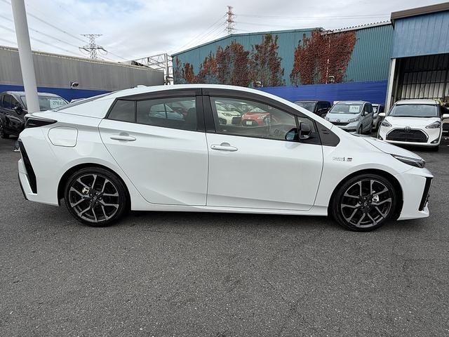 プリウスＰＨＶ Ｓ　ＧＲスポーツ　１オーナー・９ｉｎフルセナビ・Ｂカメラ・ＢＴオーディオ・ＬＥＤライト・ＡＣＣ・ＬＫＡ・ＡＨＢ・ハーフレザー・シートヒーター・ＥＴＣ・ドアバイザー・プライバシーガラス・ＡＣ１００Ｖ・本革ステア（37枚目）