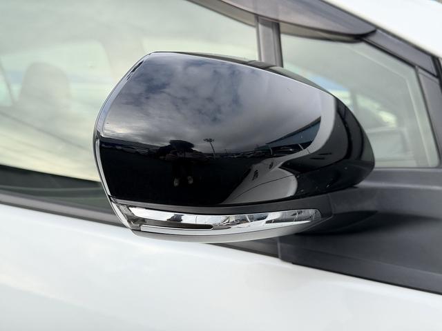 プリウスＰＨＶ Ｓ　ＧＲスポーツ　１オーナー・９ｉｎフルセナビ・Ｂカメラ・ＢＴオーディオ・ＬＥＤライト・ＡＣＣ・ＬＫＡ・ＡＨＢ・ハーフレザー・シートヒーター・ＥＴＣ・ドアバイザー・プライバシーガラス・ＡＣ１００Ｖ・本革ステア（42枚目）