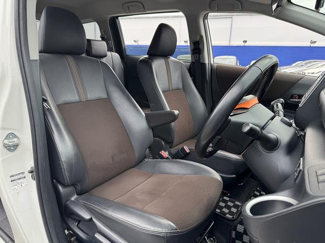 シエンタ G クエロ 両Pスライド・9inフルセグナビ・全周囲カメラ・Rモニター・BTオーディオ・LEDライト・Cソナー・PCS・LKA・AHB・ETC・本革ステア・プライバシーガラス・USB・ミラーウィンカー(5枚目)