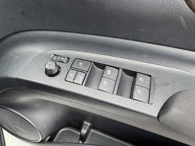 シエンタ G クエロ 両Pスライド・9inフルセグナビ・全周囲カメラ・Rモニター・BTオーディオ・LEDライト・Cソナー・PCS・LKA・AHB・ETC・本革ステア・プライバシーガラス・USB・ミラーウィンカー(26枚目)