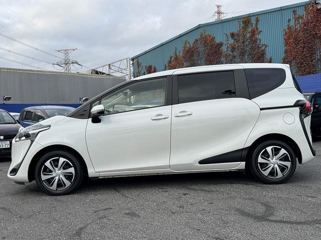 シエンタ G クエロ 両Pスライド・9inフルセグナビ・全周囲カメラ・Rモニター・BTオーディオ・LEDライト・Cソナー・PCS・LKA・AHB・ETC・本革ステア・プライバシーガラス・USB・ミラーウィンカー(31枚目)