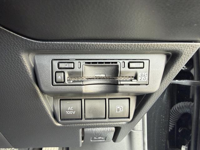 プリウス Ｇ　セーフティセンス・ディスプレイオーディオ・フルセグナビ・バックカメラ・ＥＴＣ２．０・Ｃａｒｐｌａｙ・ＢＴオーディオ・シートヒーター・ＡＣ１００Ｖ・Ｃソナー・ＢＳＭ・ＲＣＴＡ・リアフォグ・純正１７ＡＷ（14枚目）