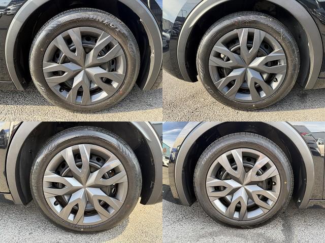 プリウス Ｇ　セーフティセンス・ディスプレイオーディオ・フルセグナビ・バックカメラ・ＥＴＣ２．０・Ｃａｒｐｌａｙ・ＢＴオーディオ・シートヒーター・ＡＣ１００Ｖ・Ｃソナー・ＢＳＭ・ＲＣＴＡ・リアフォグ・純正１７ＡＷ（17枚目）