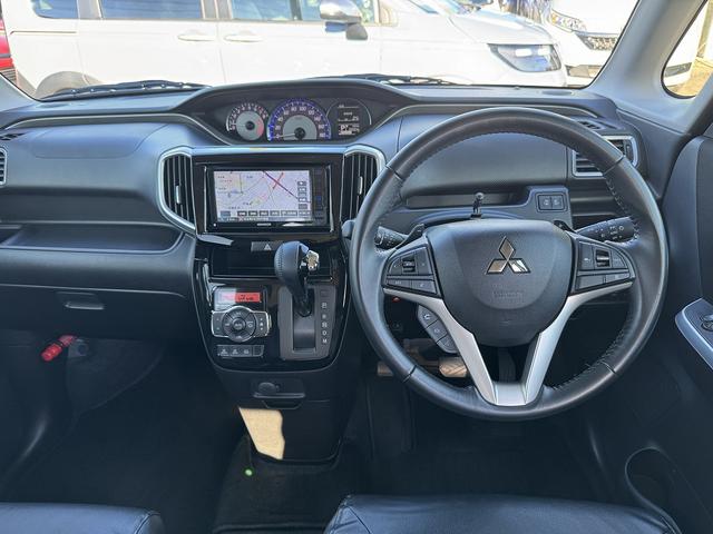デリカＤ：２ カスタムハイブリッドＭＶ　全方位カメラパッケージ　後期・ｅ－Ａｓｓｉｓｔ・両側パワースライド・フルセグナビ・全周囲カメラ・ＥＴＣ・ＵＳＢ・シートヒーター・ＬＥＤヘッドライト・ＡＵＴＯハイビーム・リアＣソナー・ステアシフト・革ステア・スマートキー（25枚目）