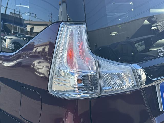 デリカＤ：２ カスタムハイブリッドＭＶ　全方位カメラパッケージ　後期・ｅ－Ａｓｓｉｓｔ・両側パワースライド・フルセグナビ・全周囲カメラ・ＥＴＣ・ＵＳＢ・シートヒーター・ＬＥＤヘッドライト・ＡＵＴＯハイビーム・リアＣソナー・ステアシフト・革ステア・スマートキー（51枚目）