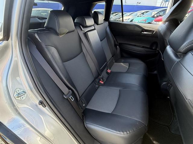 カローラクロス ハイブリッド　Ｚ　１オーナー・セーフティセンス・ディスプレイオーディオ・フルセグナビ・ＥＴＣ・全周囲カメラ・Ｃａｒｐｌａｙ・ＥＴＣ・ハーフレザー・パワーバックドア・ＣＤ・ＤＶＤ再生・Ｃソナー・ＲＣＴＡ・ＢＳＭ・１８ＡＷ（5枚目）