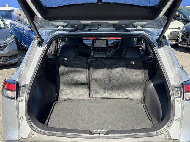 カローラクロス ハイブリッド　Ｚ　１オーナー・セーフティセンス・ディスプレイオーディオ・フルセグナビ・ＥＴＣ・全周囲カメラ・Ｃａｒｐｌａｙ・ＥＴＣ・ハーフレザー・パワーバックドア・ＣＤ・ＤＶＤ再生・Ｃソナー・ＲＣＴＡ・ＢＳＭ・１８ＡＷ（7枚目）