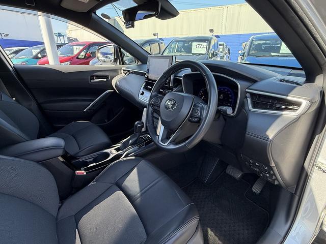 カローラクロス ハイブリッド　Ｚ　１オーナー・セーフティセンス・ディスプレイオーディオ・フルセグナビ・ＥＴＣ・全周囲カメラ・Ｃａｒｐｌａｙ・ＥＴＣ・ハーフレザー・パワーバックドア・ＣＤ・ＤＶＤ再生・Ｃソナー・ＲＣＴＡ・ＢＳＭ・１８ＡＷ（26枚目）