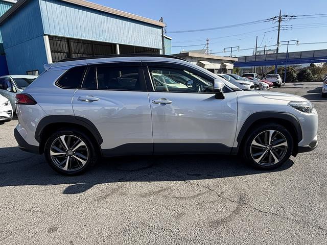 カローラクロス ハイブリッド　Ｚ　１オーナー・セーフティセンス・ディスプレイオーディオ・フルセグナビ・ＥＴＣ・全周囲カメラ・Ｃａｒｐｌａｙ・ＥＴＣ・ハーフレザー・パワーバックドア・ＣＤ・ＤＶＤ再生・Ｃソナー・ＲＣＴＡ・ＢＳＭ・１８ＡＷ（49枚目）