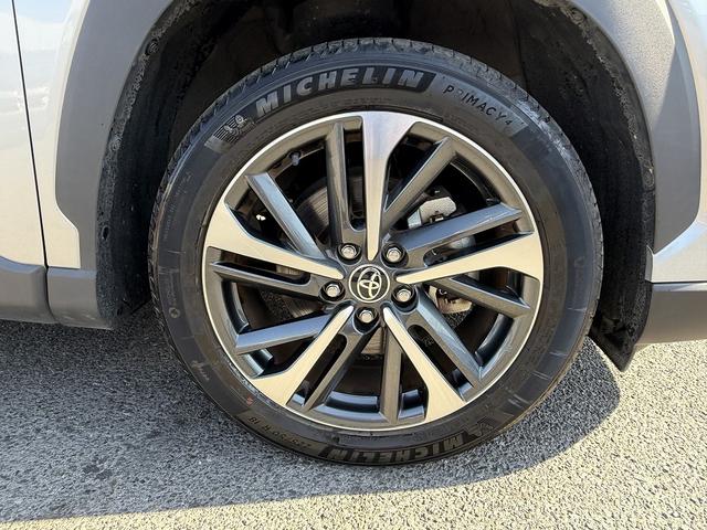 カローラクロス ハイブリッド　Ｚ　１オーナー・セーフティセンス・ディスプレイオーディオ・フルセグナビ・ＥＴＣ・全周囲カメラ・Ｃａｒｐｌａｙ・ＥＴＣ・ハーフレザー・パワーバックドア・ＣＤ・ＤＶＤ再生・Ｃソナー・ＲＣＴＡ・ＢＳＭ・１８ＡＷ（51枚目）