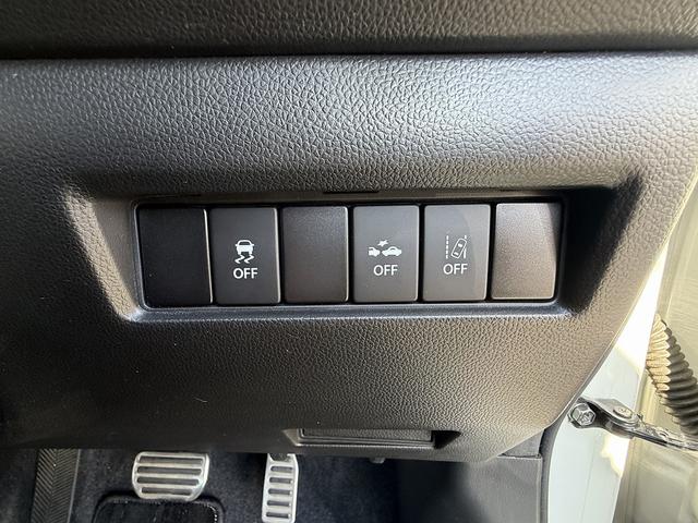 スイフトスポーツ ベースグレード　全周囲カメラ・フルセグナビ・ＢＴオーディオ・ＬＥＤライト・ＡＣＣ・ＬＫＡ・ＡＨｂ・シートヒーター・ＥＴＣ・パドルシフト・ドアバイザー・Ｐガラス・スマキー・ＵＳＢ・本革ステア・ミラーウィンカー（25枚目）