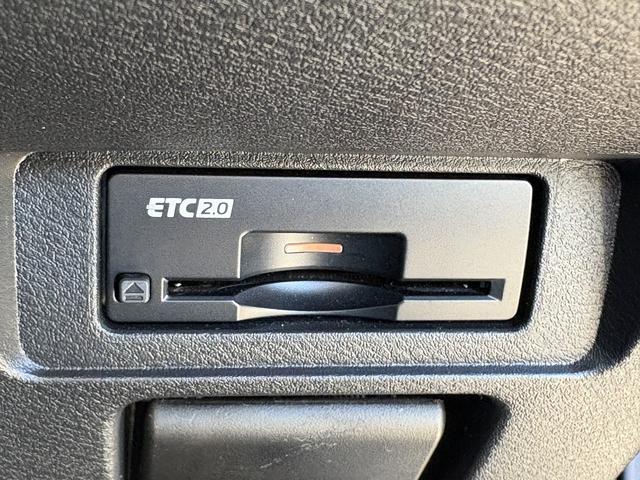 オーラ Ｇ　ＦＯＵＲ　レザーエディション　全周囲カメラ・フルセグナビ・ＢＴオーディオ・ＢＯＳＥ・ＡＣＣ・ＬＫＡ・ＢＳＭ・ＡＨＢ・Ｃソナー・黒革・シートヒーター・ＵＳＢ・ＥＴＣ・ドアバイザー・プライバシーガラス・デジタルミラー・記録簿（25枚目）