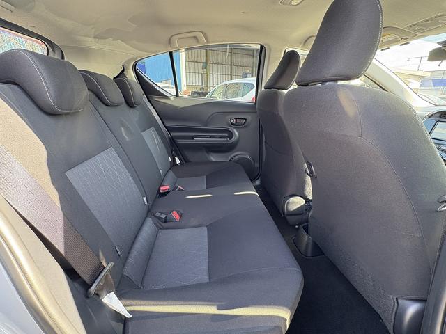 アクア Sスタイルブラック 1オーナー・後期・セーフティセンス・フルセグナビ・全周囲カメラ・ETC・BTオーディオ・シートヒーター・LEDヘッドライト・AUTOハイビーム・Cソナー・スマートキー・ドアバイザー(7枚目)