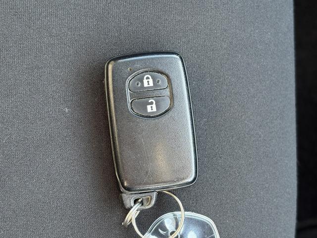 アクア Sスタイルブラック 1オーナー・後期・セーフティセンス・フルセグナビ・全周囲カメラ・ETC・BTオーディオ・シートヒーター・LEDヘッドライト・AUTOハイビーム・Cソナー・スマートキー・ドアバイザー(22枚目)