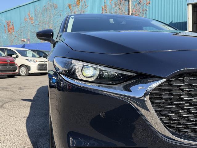 ＭＡＺＤＡ３セダン ２０Ｓプロアクティブ　フルセグナビ・Ｂカメラ・ＢＴオーディオ・ＬＥＤライト・ＨＵＤ・ＡＣＣ・ＬＫＡ・ＢＳＭ・Ｃソナー・パドルシフト・スマキー・ＵＳＢ・ドアバイザー・プライバシーガラス・１８ＡＷ・本革ステア（16枚目）