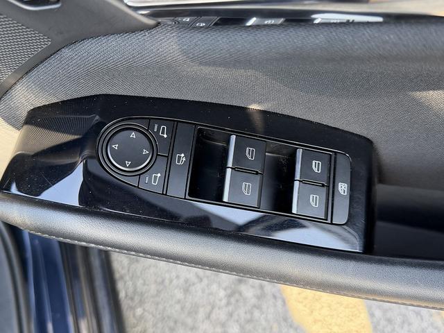 ＭＡＺＤＡ３セダン ２０Ｓプロアクティブ　フルセグナビ・Ｂカメラ・ＢＴオーディオ・ＬＥＤライト・ＨＵＤ・ＡＣＣ・ＬＫＡ・ＢＳＭ・Ｃソナー・パドルシフト・スマキー・ＵＳＢ・ドアバイザー・プライバシーガラス・１８ＡＷ・本革ステア（39枚目）