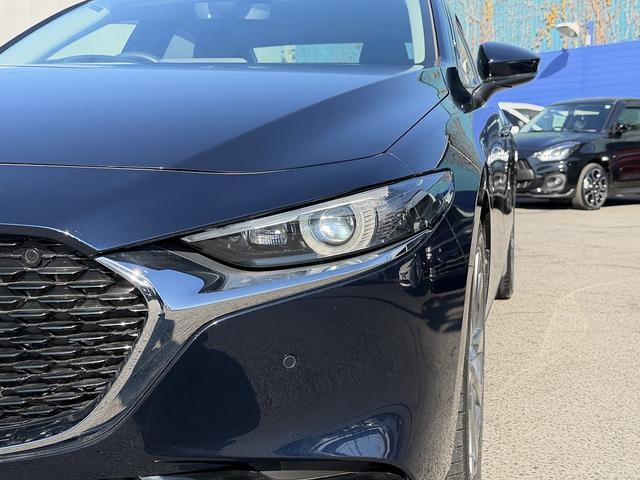 ＭＡＺＤＡ３セダン ２０Ｓプロアクティブ　フルセグナビ・Ｂカメラ・ＢＴオーディオ・ＬＥＤライト・ＨＵＤ・ＡＣＣ・ＬＫＡ・ＢＳＭ・Ｃソナー・パドルシフト・スマキー・ＵＳＢ・ドアバイザー・プライバシーガラス・１８ＡＷ・本革ステア（42枚目）