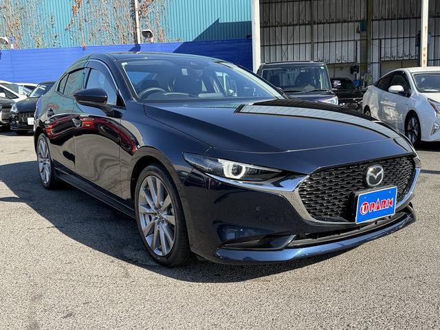 ＭＡＺＤＡ３セダン ２０Ｓプロアクティブ　フルセグナビ・Ｂカメラ・ＢＴオーディオ・ＬＥＤライト・ＨＵＤ・ＡＣＣ・ＬＫＡ・ＢＳＭ・Ｃソナー・パドルシフト・スマキー・ＵＳＢ・ドアバイザー・プライバシーガラス・１８ＡＷ・本革ステア（46枚目）