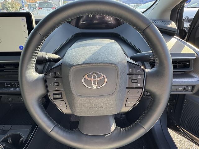 プリウス Ｚ　セーフティセンス・フルセグ・全周囲カメラ・Ｃａｒｐｌａｙ・ＢＴオーディオ・ＥＴＣ２．０・デジタルミラー・パワーバックドア・パーキングアシスト・ＡＣ１００Ｖ・Ｃソナー・ＢＳＭ・ＲＣＴＡ・純正１９ＡＷ（27枚目）