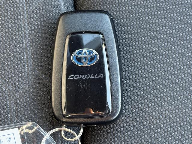 カローラスポーツ ハイブリッドG 1オーナー・セーフティセンス・フルセグナビ・バックカメラ・BTオーディオ・ETC・USB・Cソナー・BSM・RCTA・LEDヘッドライト・AUTOハイビーム・スマートキー・純正16AW・ドアバイザー(40枚目)